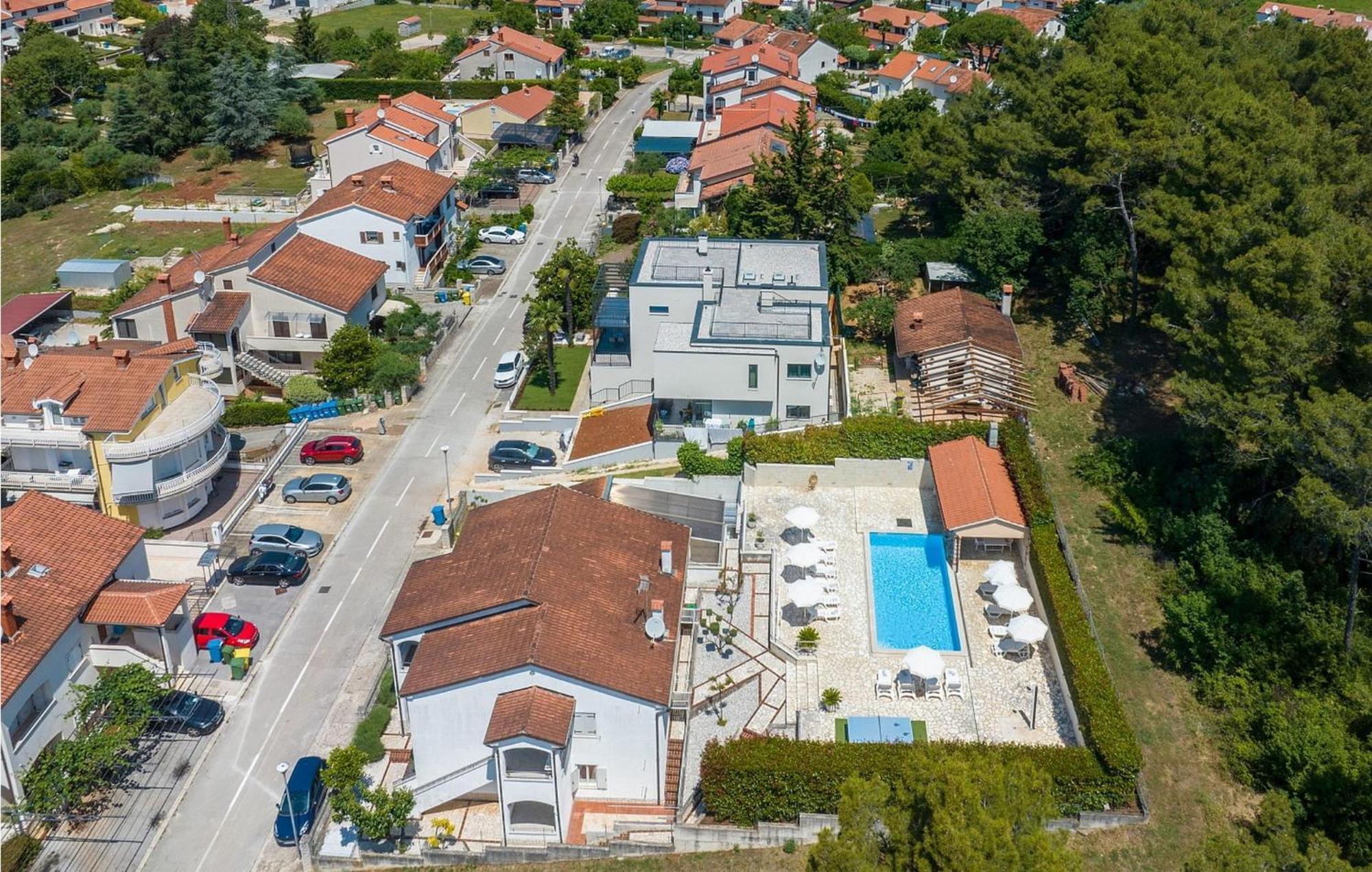 App Marina 4 Apartmán *